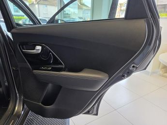 Kia Niro 1.6 GDi 4 SUV 5dr Petrol Hybrid DCT Euro 6 (s/s) (139 bhp)