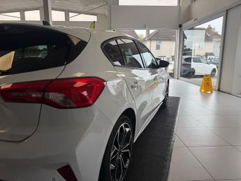 Ford Focus 1.5 EcoBlue ST-Line X Hatchback 5dr Diesel Auto Euro 6 (s/s) (12