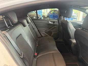 Ford Focus 1.5 EcoBlue ST-Line X Hatchback 5dr Diesel Auto Euro 6 (s/s) (12