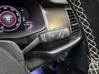 Skoda Kodiaq 2.0 TDI SportLine SUV 5dr Diesel DSG 4WD Euro 6 (s/s) (7 Seat) (