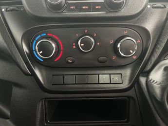 Iveco Daily 2.3D HPI 14V 35S 3450 Dropside 2dr Diesel Euro 6 (s/s) (136 ps) 