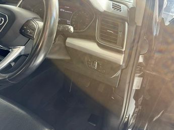 Audi Q5 2.0 TDI 40 Sport SUV 5dr Diesel S Tronic quattro Euro 6 (s/s) (1