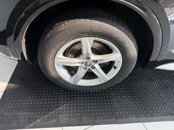 Audi Q5 2.0 TDI 40 Sport SUV 5dr Diesel S Tronic quattro Euro 6 (s/s) (1