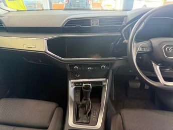 Audi Q3 2.0 TFSI 40 Sport SUV 5dr Petrol S Tronic quattro Euro 6 (s/s) (