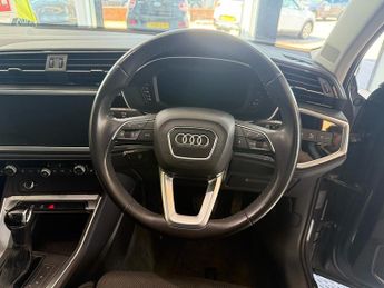 Audi Q3 2.0 TFSI 40 Sport SUV 5dr Petrol S Tronic quattro Euro 6 (s/s) (