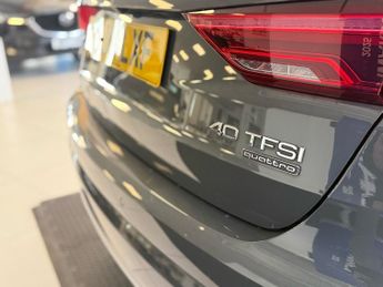 Audi Q3 2.0 TFSI 40 Sport SUV 5dr Petrol S Tronic quattro Euro 6 (s/s) (