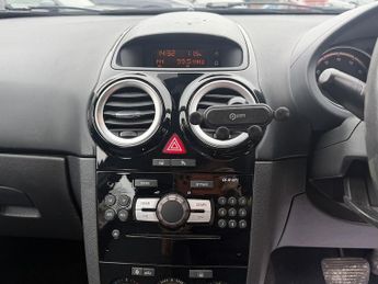 Vauxhall Corsa 1.4i 16v Design Hatchback 5dr Petrol Automatic (a/c) (166 g/km, 