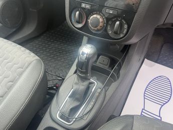 Vauxhall Corsa 1.4 16V SE Hatchback 3dr Petrol Auto Euro 5 (100 ps)
