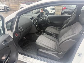 Vauxhall Corsa 1.4 16V SE Hatchback 3dr Petrol Auto Euro 5 (100 ps)