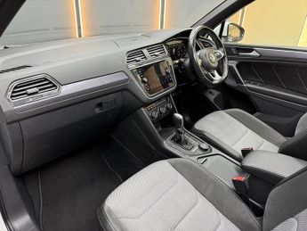 Volkswagen Tiguan 2.0 TSI R-Line SUV 5dr Petrol DSG 4Motion Euro 6 (s/s) (180 ps)