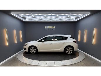 Vauxhall Astra 1.6 16v SRi Hatchback 5dr Petrol Manual Euro 5 (115 ps)