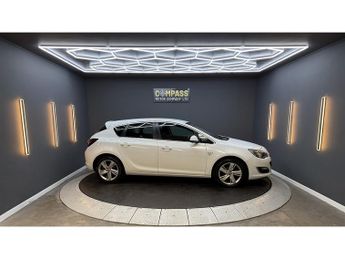 Vauxhall Astra 1.6 16v SRi Hatchback 5dr Petrol Manual Euro 5 (115 ps)