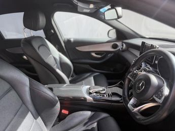 Mercedes-Benz C Class 2.1 C220 BlueTEC AMG Line Saloon 4dr Diesel G-Tronic+ Euro 6 (s/