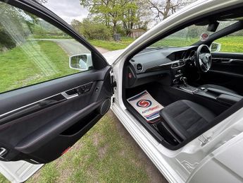 Mercedes-Benz C Class C180 Cgi Blueefficiency Sport