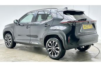 Toyota Yaris Cross VVT-h Design