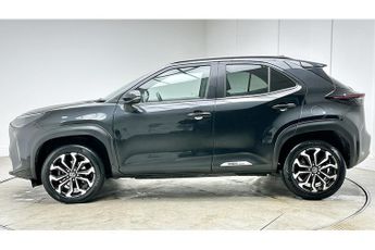 Toyota Yaris Cross VVT-h Design