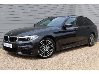 BMW 520 520d MHT M Sport