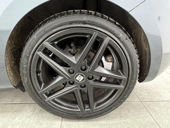 SEAT Leon TSI EVO FR Black Edition