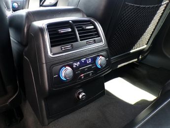 Audi A6 Saloon TDI ultra Black Edition