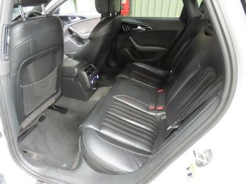 Audi A6 Saloon TDI ultra Black Edition