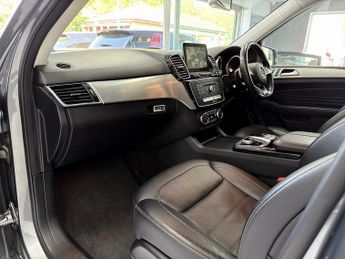 Mercedes-Benz GLE GLE350d V6 AMG Line