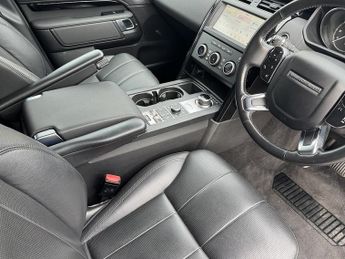 Land Rover Discovery 3.0 SD V6 SE SUV 5dr Diesel Auto 4WD Euro 6 (s/s) (306 ps)