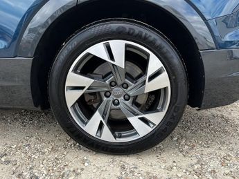 Audi e-tron Sport
