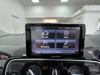 Volkswagen up! High up!