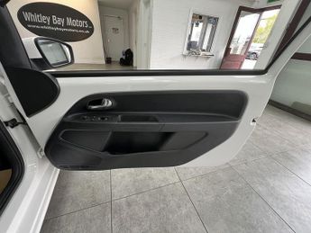 Volkswagen up! High up!