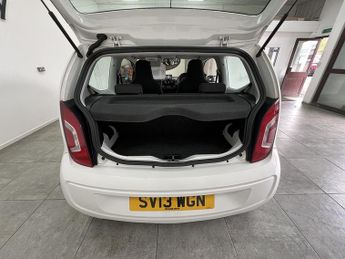 Volkswagen up! High up!