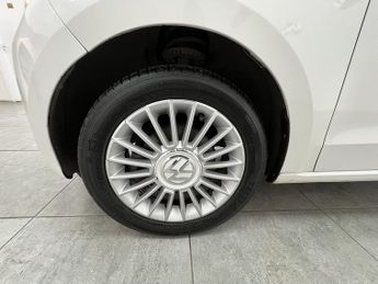 Volkswagen up! High up!