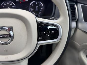 Volvo XC90 D5 PowerPulse Momentum