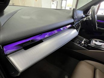 BMW i5 40 M Sport