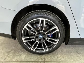 BMW i5 40 M Sport