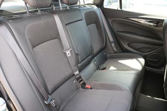 Vauxhall Insignia Turbo D BlueInjection SRi VX Line Nav