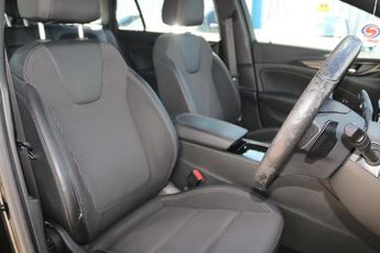 Vauxhall Insignia Turbo D BlueInjection SRi VX Line Nav