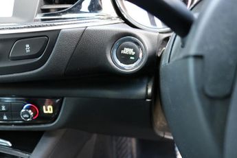 Vauxhall Insignia Turbo D BlueInjection SRi VX Line Nav