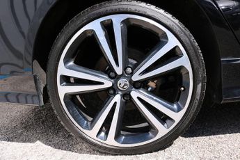 Vauxhall Insignia Turbo D BlueInjection SRi VX Line Nav