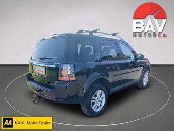 Land Rover Freelander 2 TD4 Black and White