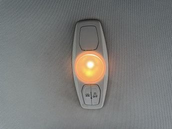 Ford Focus 1.0T EcoBoost Zetec Hatchback 5dr Petrol Auto Euro 6 (s/s) (125 