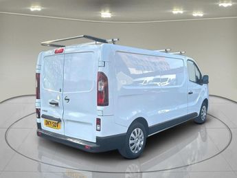 Nissan NV300 2.0 dCi 30 Acenta L2 H1 Euro 6 4dr