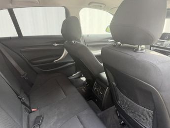 BMW 1 Series 1.5 118i SE Hatchback 5dr Petrol Auto Euro 6 (s/s) (136 ps)