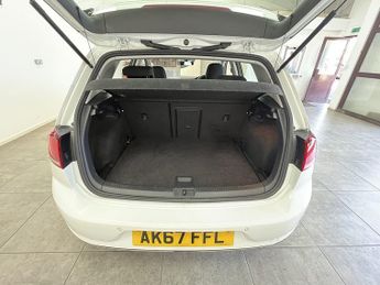 Volkswagen Golf TSI EVO BlueMotion Tech SE Nav