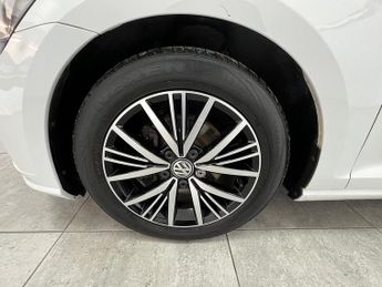Volkswagen Golf TSI EVO BlueMotion Tech SE Nav