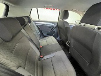 Volkswagen Golf TDI BlueMotion Tech Match Edition