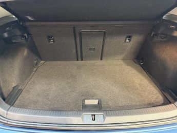 Volkswagen Golf 1.6 TDI BlueMotion Tech Match Hatchback 5dr Diesel DSG Euro 6 (s