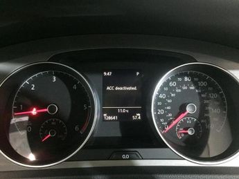 Volkswagen Golf 2.0 TDI BlueMotion Tech SE Estate 5dr Diesel DSG Euro 5 (s/s) (1