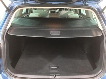 Volkswagen Golf 2.0 TDI BlueMotion Tech SE Estate 5dr Diesel DSG Euro 5 (s/s) (1