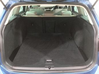 Volkswagen Golf 2.0 TDI BlueMotion Tech SE Estate 5dr Diesel DSG Euro 5 (s/s) (1