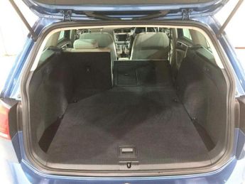 Volkswagen Golf 2.0 TDI BlueMotion Tech SE Estate 5dr Diesel DSG Euro 5 (s/s) (1